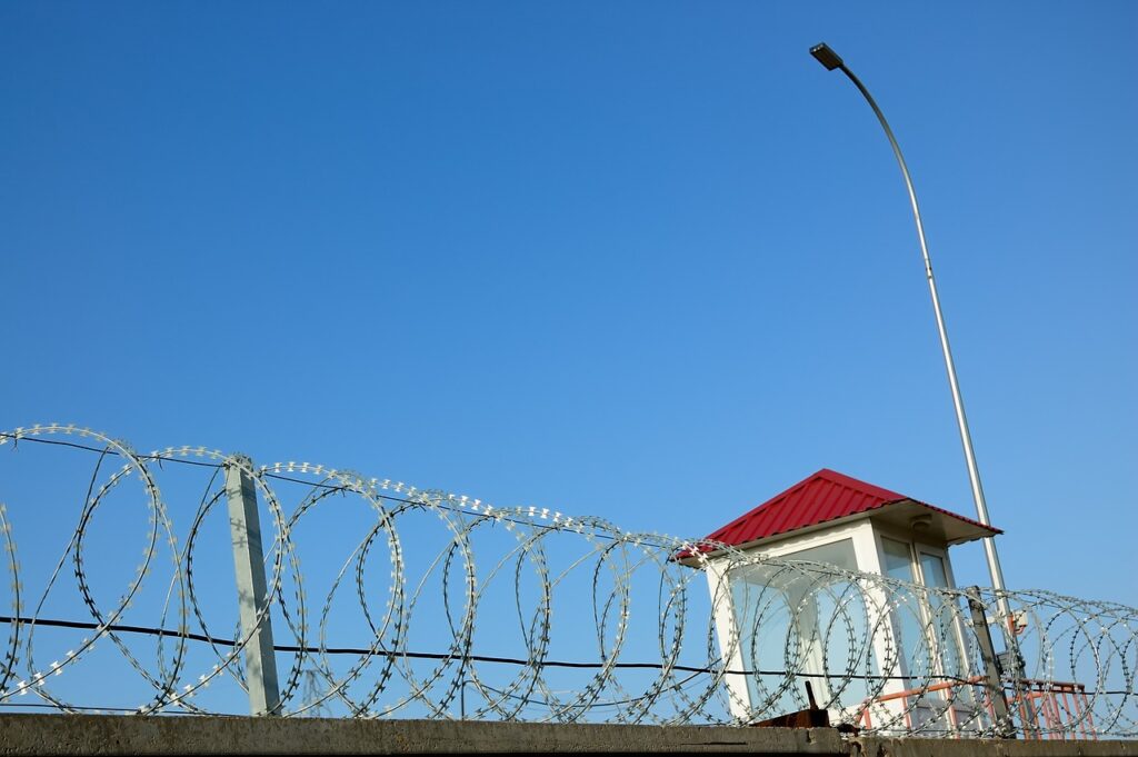 barbed wire security 4887142